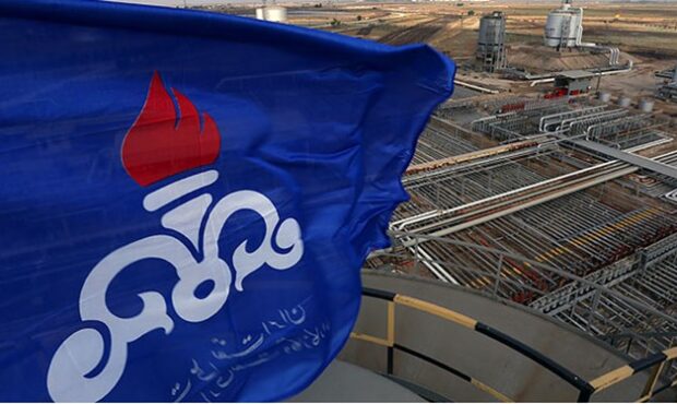 امضای چهار تفاهم‌نامه شرکت ملی نفت ایران به ارزش 2.8 میلیارد دلار
