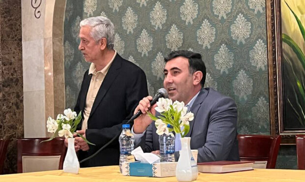 نشست صمیمی مدیرعامل با کارکنان و خانواده های صندوق قرض الحسنه شاهد در مشهد مقدس
