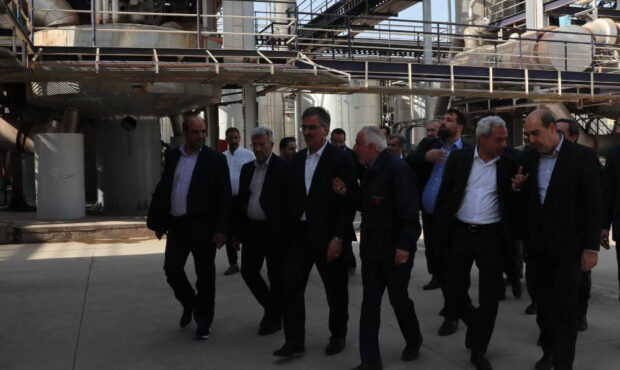  مدیرعامل بانک ملی ایران از تعدادی واحد تولیدی در استان خراسان رضوی بازدید کرد