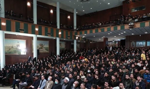 تحسین‌ رئیسی از مطالبه‌گری‌ یک بانوی دانشجو در دانشگاه تهران