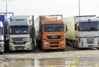 ظرفیت جابه جایی کالا در کشور با ورود کامیون های جدید ۲۰ هزار تن افزایش می یابد