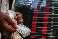 قیمت دلار نیمایی از نیمه کانال ۵۲ هزار تومانی عبور کرد