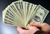 دلار عقب‌تر از کف مقاومتی ایستاد