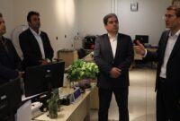 بازدید مدیر عامل بانک سینا از مرکز ارتباط با مشتریان و واحد‌های مستقر در ساختمان میر عماد