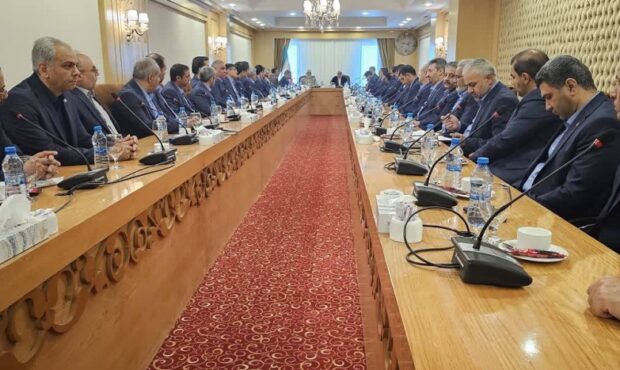 در مدیریت بحران، ایمان، ایستادگی و اخلاق راهبرد ماست