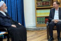 آیت‌الله اعرافی: خدمات بانک دی به خانواده‌های ایثارگران مایه افتخار است