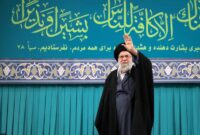 تذکر شدید رهبری نسبت به اهانت به رئیسجمهور و رؤسای کشور تذکر شدید رهبری نسبت به اهانت به رئیسجمهور و رؤسای کشور