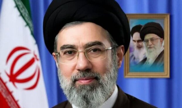 همگان با ایستادگی و حفظ وحدت نقشه دشمن را خنثی کنند