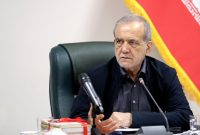 با تمام افرادی که بتوانند گره‌ای از مشکلات مردم بگشایند، همکاری خواهم کرد