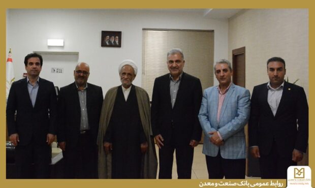 برگزاری ایین تجلیل از آزادگان در بانك صنعت و معدن