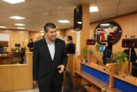 دیدار مدیرعامل بانک صادرات ایران با مشتریان/ بازدید افشین خانی از نقطه آغاز