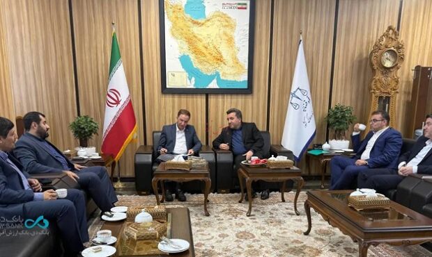وصول ۲ هزار میلیارد تومان از مطالبات بانک دی با حمایت سازمان ثبت اسناد و املاک کشور وصول ۲ هزار میلیارد تومان از مطالبات بانک دی با حمایت سازمان ثبت اسناد و املاک کشور